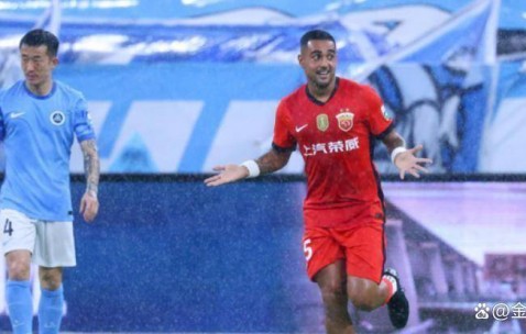 AG体育官方网站-鲁能客场战胜申花，球员们克服困难获得胜利